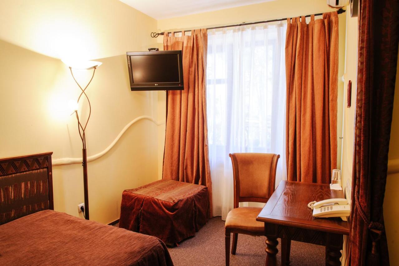 Hotel Трипільське Сонце à Podgortsy  Extérieur photo