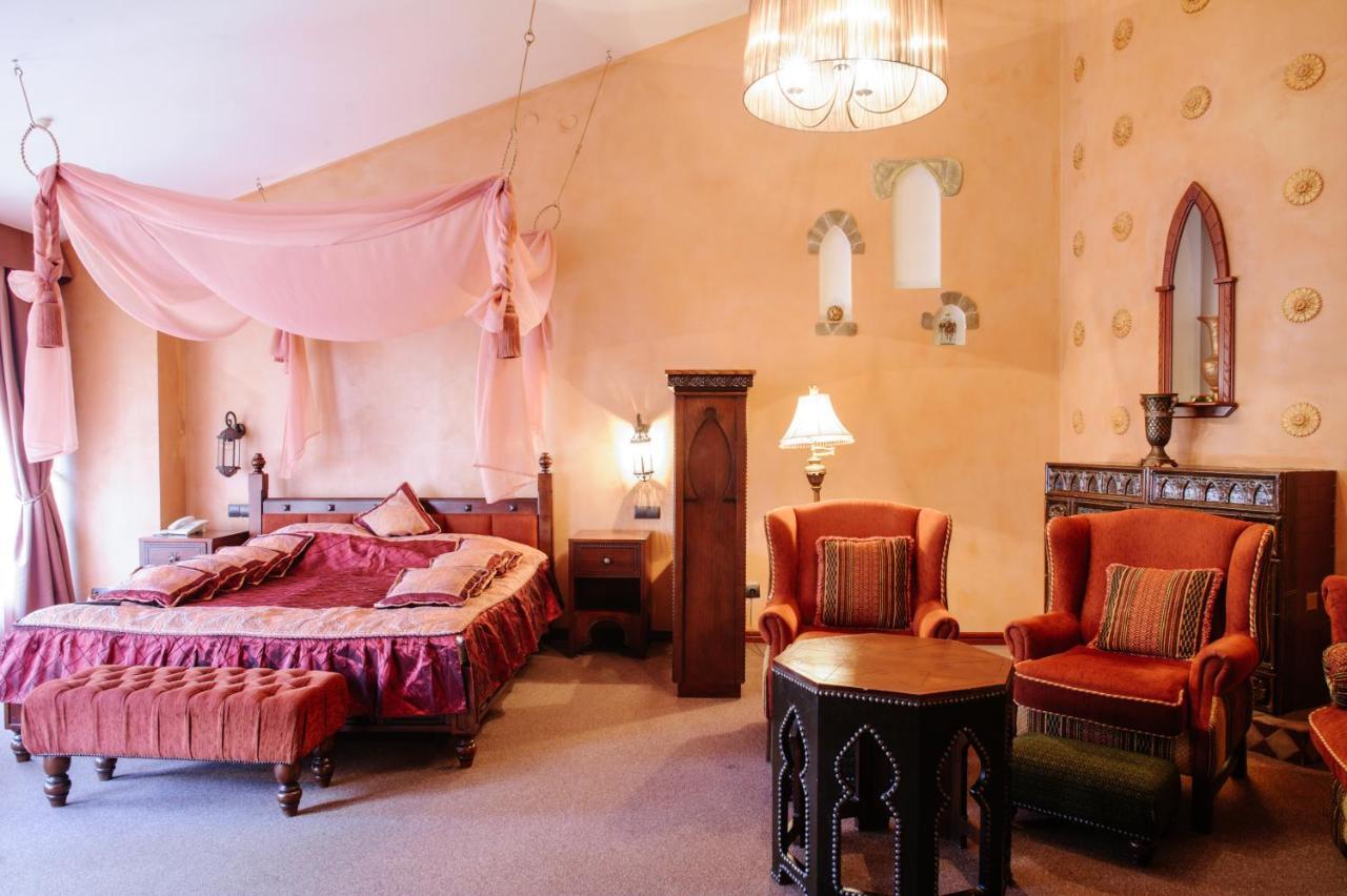 Hotel Трипільське Сонце à Podgortsy  Extérieur photo