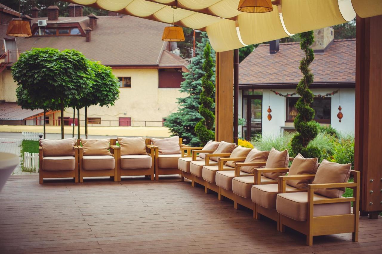 Hotel Трипільське Сонце à Podgortsy  Extérieur photo